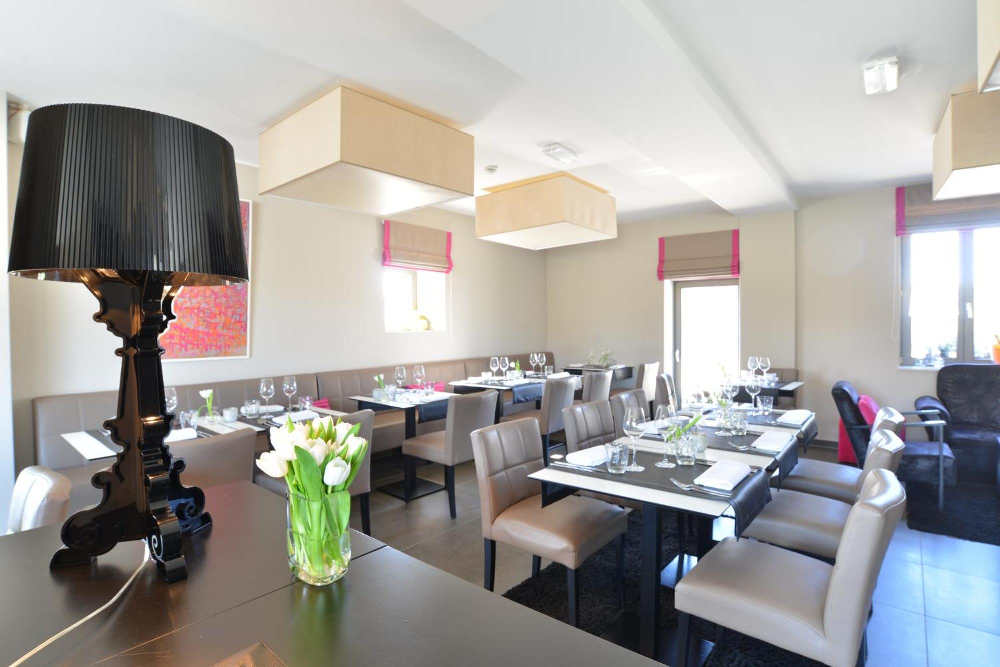 Durbuy O Restaurant Hotel Bagian luar foto